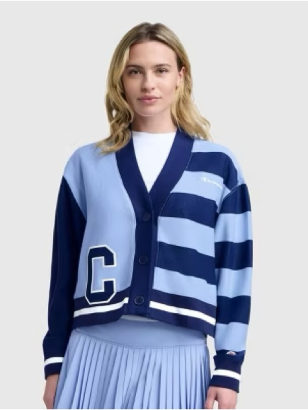 Champion Women's Collegiate Cardigan - Light
Blue Striped - Size Medium - NWT 💙🤍